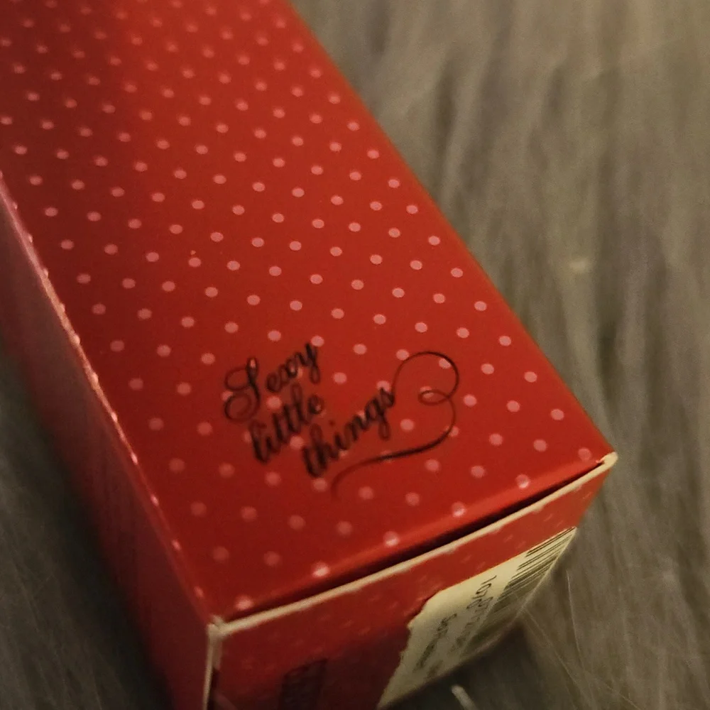🆕️Victoria’s Secret Sexy Little Things Blush Stick SO FLUSHED